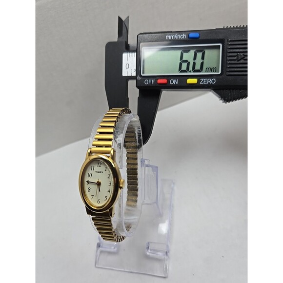 Timex Cavatina Gold Tone Oval Womens Quartz Watch Stretch Band New Battery - Picture 6 of 11
